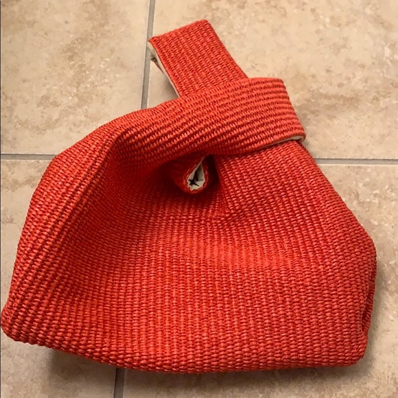 Small Coral straw bag - Picture 2 of 2